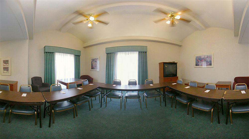Quality Inn & Suites Airport Charlotte Einrichtungen foto